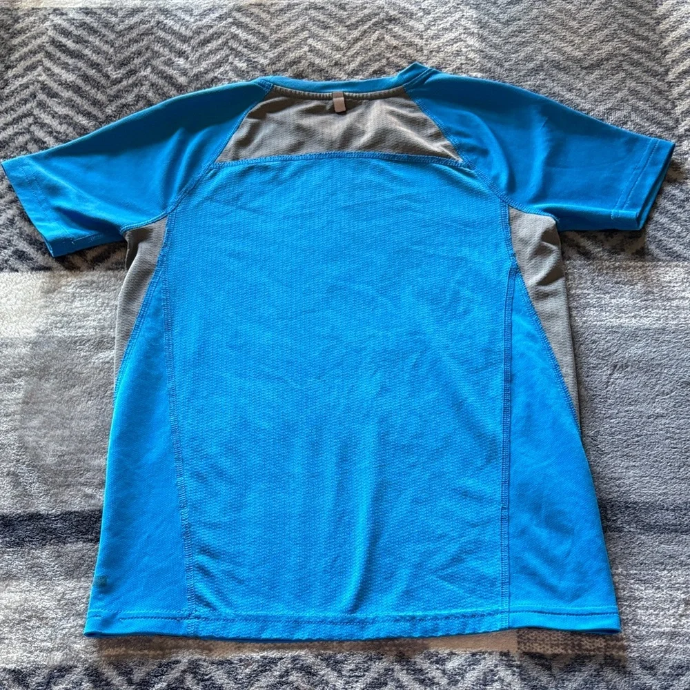 Vibrant Blue and Gray Kids Short Sleeve Tee